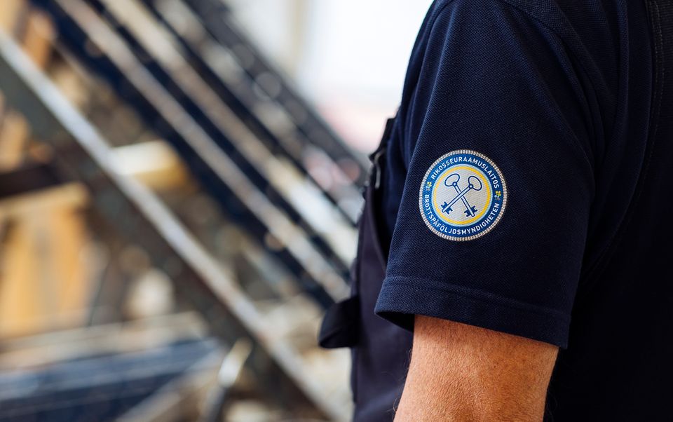 64a59022-e39b-44eb-abbd-18ff720a38a1-w_960